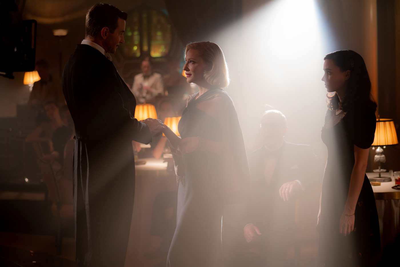 Nightmare Alley - Szenen - ov - 01 Scene Picture.jpg