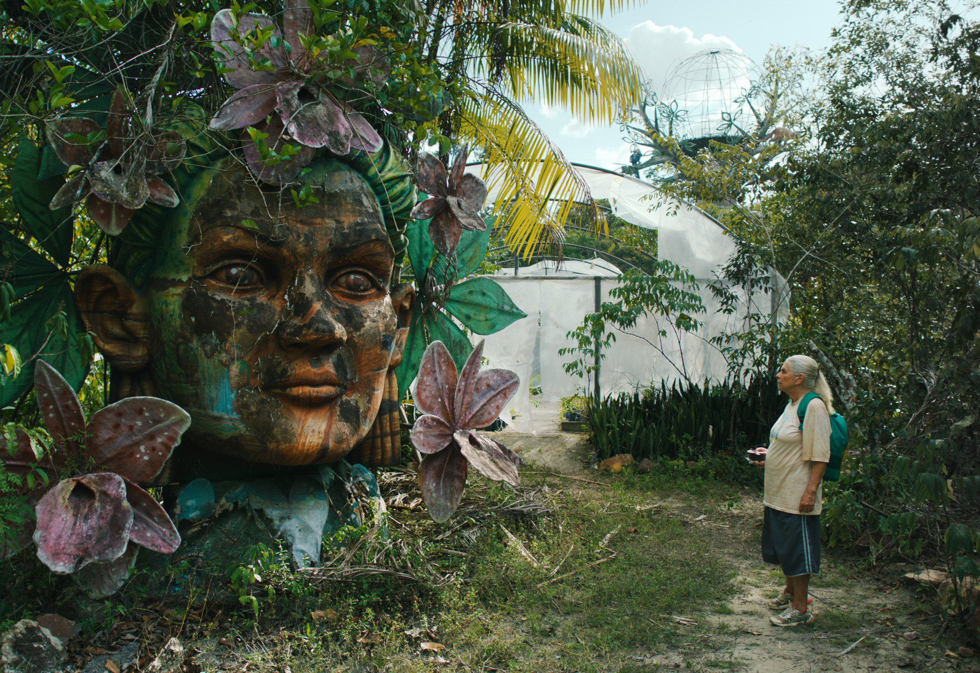 THE_BLUE_TRAIL_Still_1(c)Guillermo_Garza_Desvia.jpg