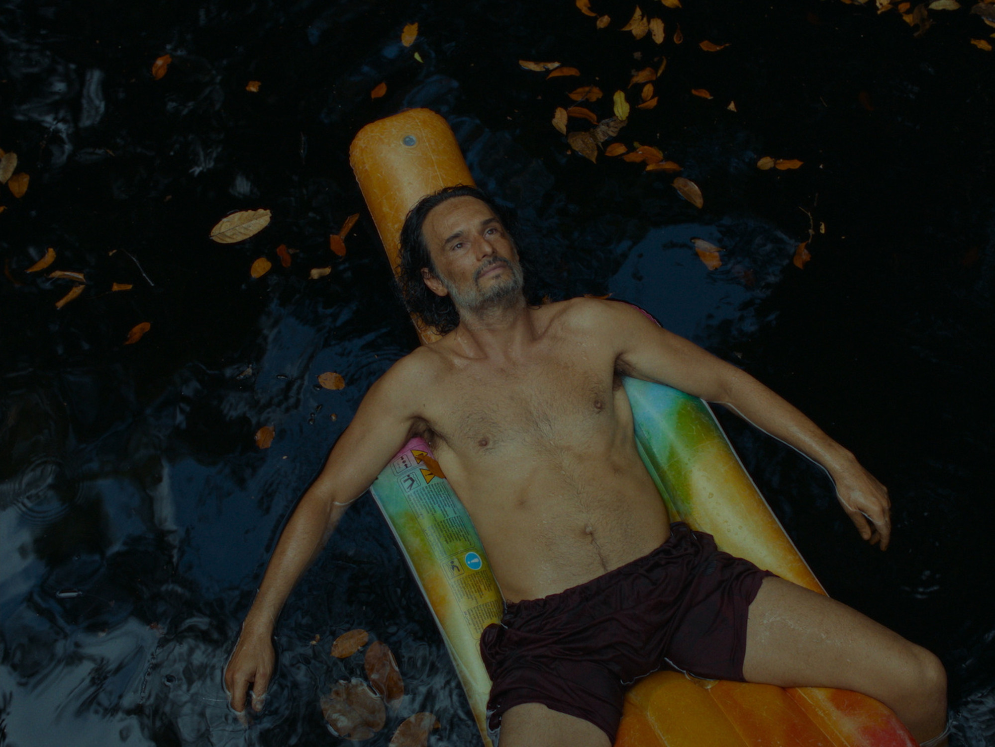 THE_BLUE_TRAIL_Still_19Guillermo_Garza_Desvia_FULLFRAME.jpg