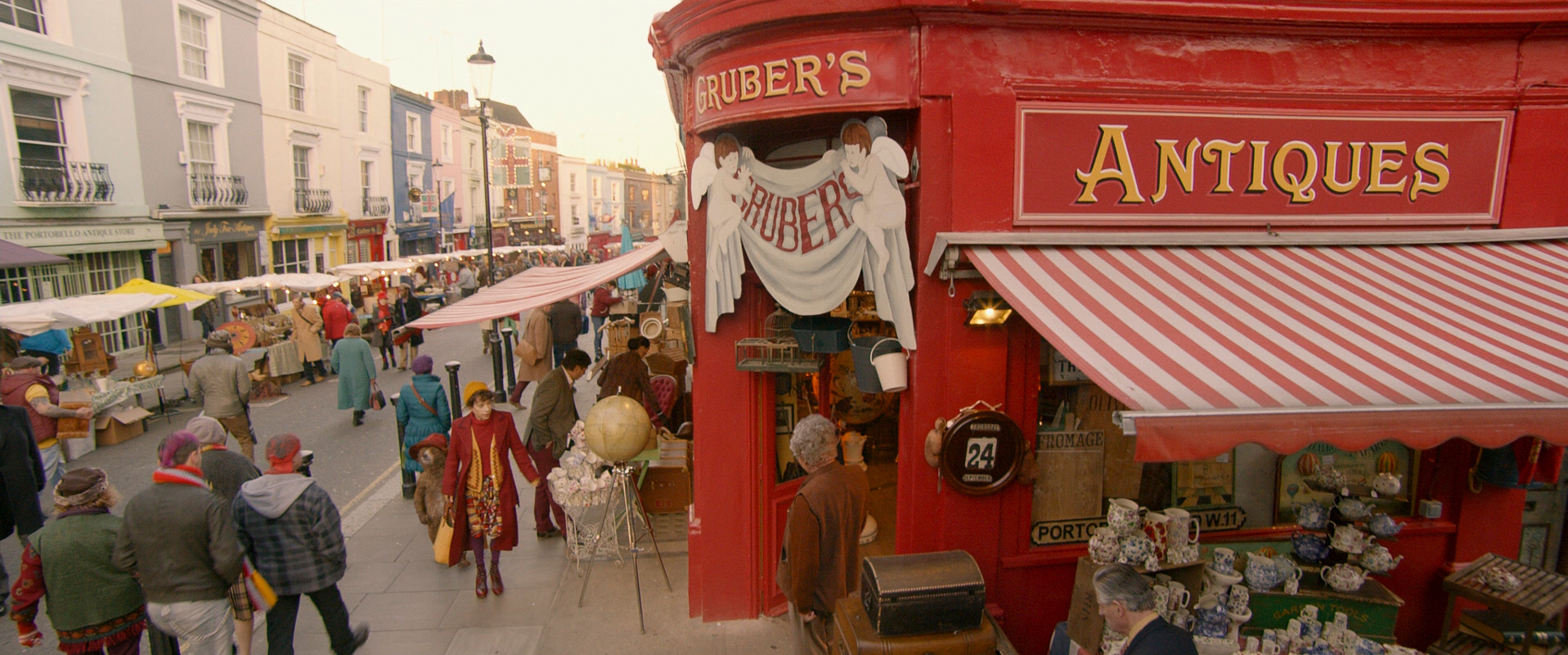 Paddington-2014_still_1734954972931-21.jpg