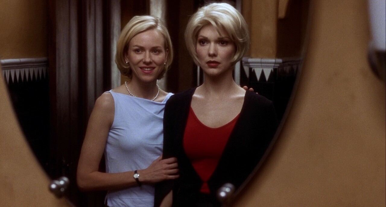 medium_1384_Mulholland_Drive_2.jpg